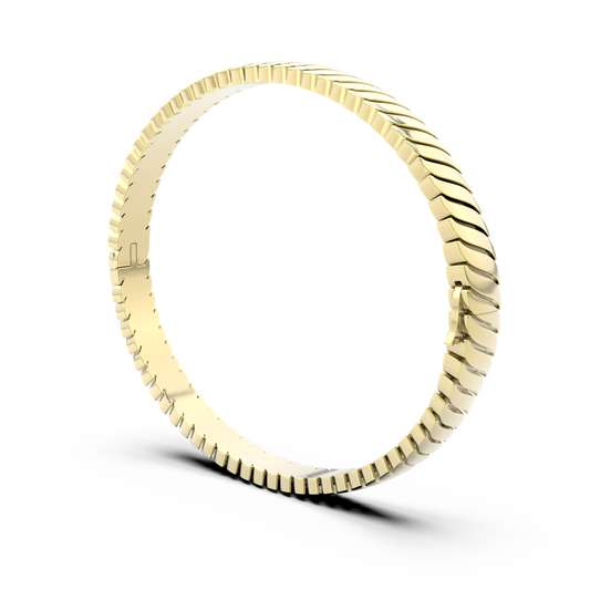 Side view of the Onda Pura yellow gold bracelet by Rocco Pagliara
